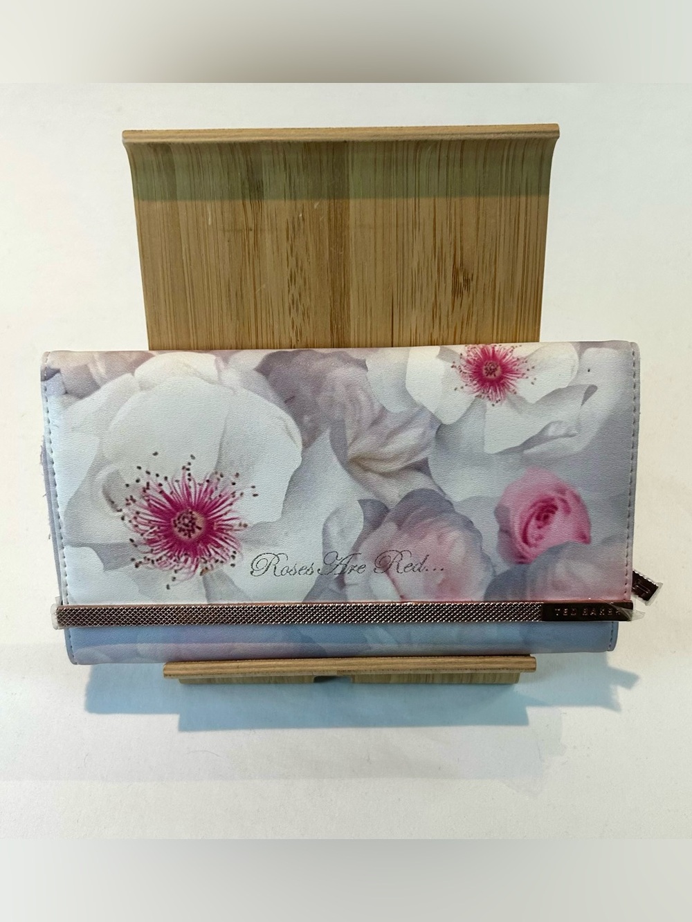Ted Baker NWOT Chelsea Border Floral Pink & White Jewelry Roll Travel Case Walle